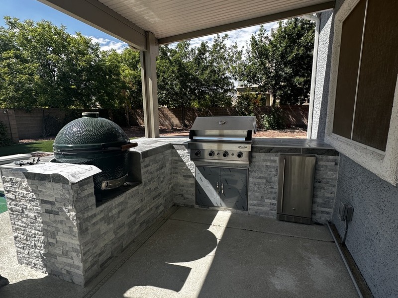 Outdoor Kitchens